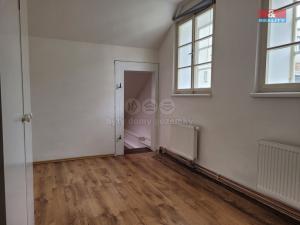 Pronájem bytu 4+kk, Kolín - Kolín I, Husova, 70 m2