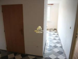 Prodej bytu 2+1, Chomutov, Dřínovská, 61 m2