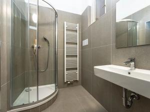 Pronájem bytu 2+kk, Praha - Nové Město, Lípová, 58 m2
