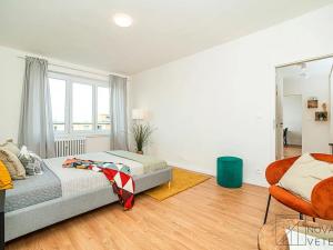 Pronájem bytu 3+kk, Praha - Hloubětín, Poděbradská, 53 m2