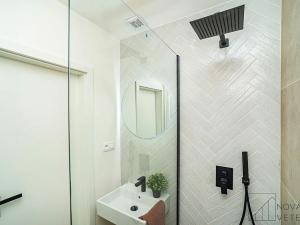 Pronájem bytu 3+kk, Praha - Hloubětín, Poděbradská, 53 m2