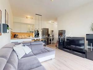 Prodej bytu 3+kk, Praha - Hloubětín, Laponská, 77 m2