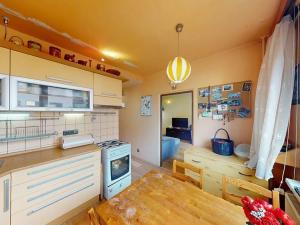 Prodej bytu 3+1, Trutnov, Libušinka, 72 m2