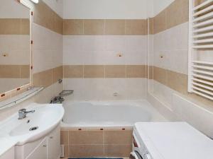 Prodej bytu 3+1, Trutnov, Libušinka, 72 m2
