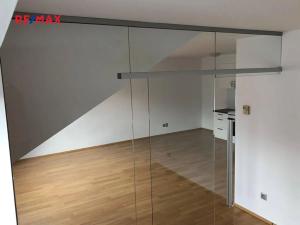 Pronájem bytu 2+kk, Plzeň, Houškova, 46 m2