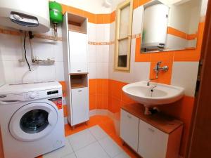 Pronájem bytu 2+kk, Praha - Libeň, Na vartě, 45 m2