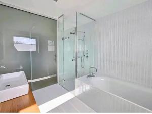Pronájem bytu 3+kk, Praha - Smíchov, U Dívčích hradů, 123 m2