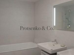 Pronájem bytu 2+kk, Praha - Karlín, Rohanské nábřeží, 60 m2