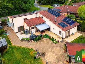 Prodej vícegeneračního domu, Velvary, Lísa, 279 m2