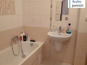 Pronájem bytu 2+kk, Liberec, Pražská, 40 m2