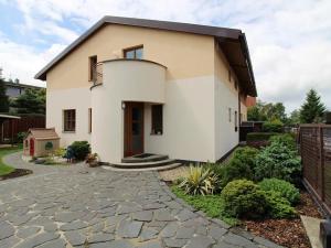 Prodej rodinného domu, Zlatníky-Hodkovice, V Břínkách, 150 m2