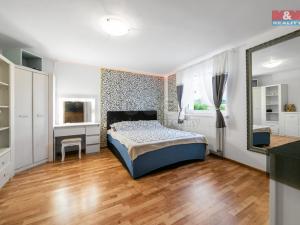 Prodej rodinného domu, Vroutek, Sadová, 152 m2
