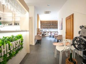Prodej obchodního prostoru, Lednice, 21. dubna, 55 m2