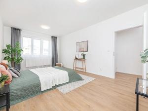 Prodej bytu 3+kk, Praha - Kamýk, Olbramovická, 68 m2