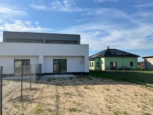 Prodej rodinného domu, Lázně Toušeň, Nad Tratí, 108 m2