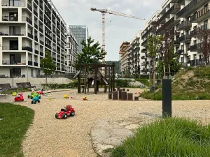 Pronájem bytu 2+kk, Praha - Vysočany, Svatošových, 60 m2