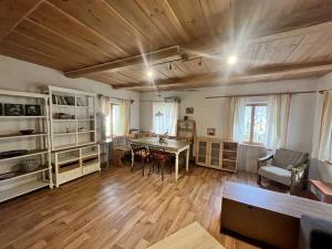 Prodej chalupy, Chřibská, 120 m2