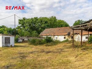 Prodej zemědělského objektu, Počedělice, 2500 m2