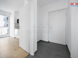 Pronájem bytu 2+kk, Plzeň, Safírová, 45 m2