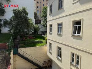 Pronájem bytu 3+1, Praha - Žižkov, Vlkova, 140 m2