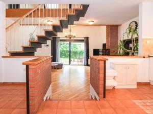 Prodej rodinného domu, Jevany, U Potoka, 246 m2