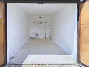 Pronájem garáže, Praha - Michle, Novobohdalecká, 17 m2