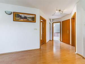 Pronájem rodinného domu, Hustopeče, U Vodojemu, 178 m2