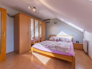 Pronájem rodinného domu, Hustopeče, U Vodojemu, 178 m2