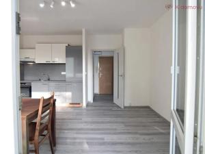 Pronájem bytu 2+kk, Brno, ulice Kosmonautů, 42 m2