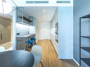 Pronájem bytu 2+kk, Praha - Karlín, Karolinská, 81 m2