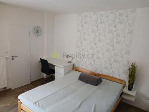 Pronájem bytu 2+kk, Tvrdonice, 37 m2