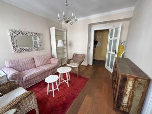 Pronájem bytu 2+1, Praha - Malá Strana, Zámecká, 47 m2
