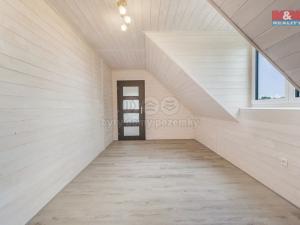 Prodej rodinného domu, Ostružno, 245 m2