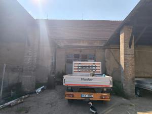 Pronájem výrobních prostor, Býčkovice, 196 m2