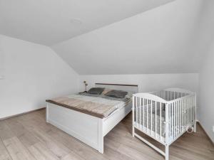 Pronájem rodinného domu, Mukařov, Kopretinová, 140 m2