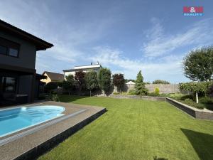 Prodej rodinného domu, Veleň, U Rybníka, 177 m2