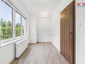 Prodej bytu 3+1, Janská, 58 m2