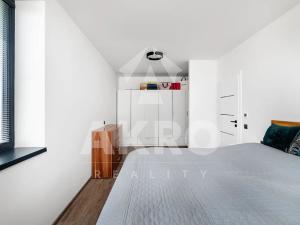 Prodej bytu 4+kk, Okrouhlo, 152 m2