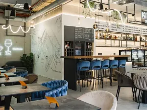 Pronájem kanceláře, Praha - Radlice, Radlická, 250 m2