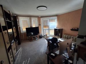 Prodej bytu 1+1, Cheb, Bezručova, 36 m2