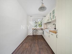 Pronájem bytu 2+1, Praha - Liboc, Evropská, 63 m2
