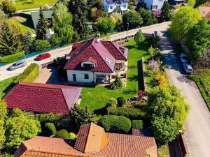 Prodej rodinného domu, Praha - Lipence, U lip, 280 m2