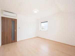 Prodej rodinného domu, Syrovice, 154 m2