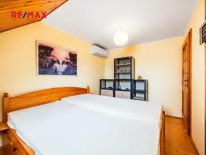 Prodej rodinného domu, Újezd u Brna, Komenského, 160 m2