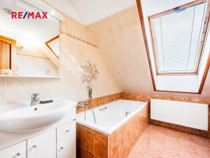 Prodej rodinného domu, Újezd u Brna, Komenského, 160 m2