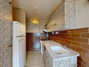 Prodej bytu 3+1, Praha - Řepy, Zrzavého, 74 m2