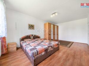 Prodej bytu 3+1, Rokycany - Nové Město, Javorová, 79 m2