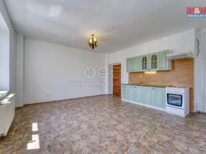 Pronájem bytu 1+kk, Plzeň, Barákova, 31 m2