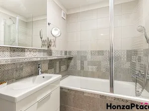 Prodej bytu 3+1, Praha - Horní Počernice, Třebešovská, 77 m2