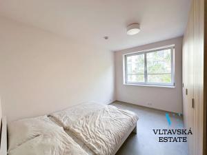 Pronájem bytu 2+kk, Praha - Karlín, Křižíkova, 53 m2
